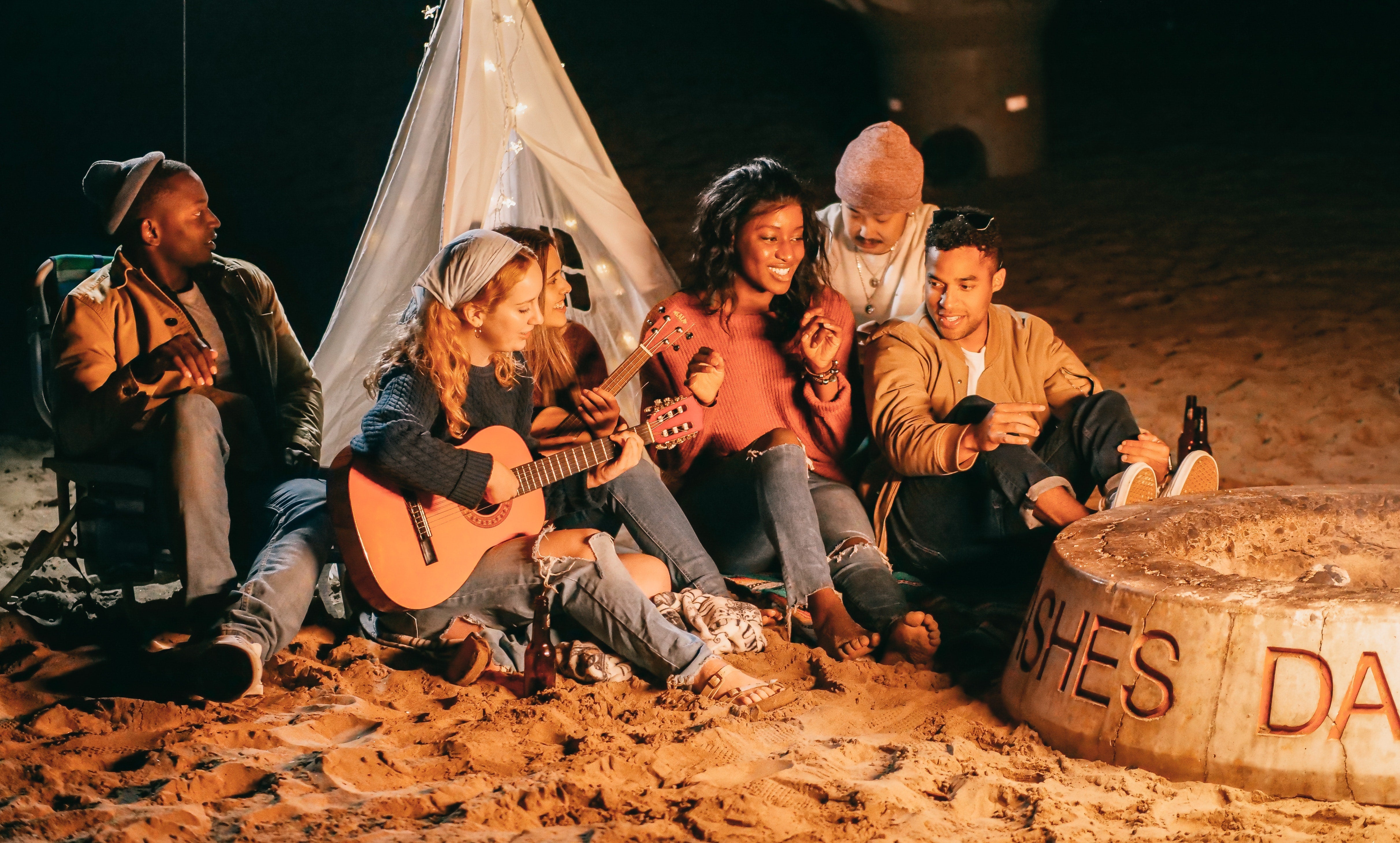 From Camping to Glamping: How Bell Tents Redefine Outdoor Experiences-Boho Bell Tent